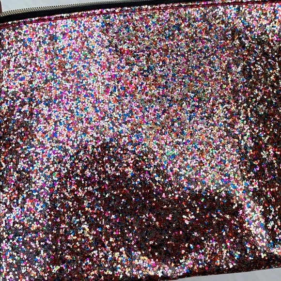 PINK SUPER SPARKLY CLUTCH- NEVER USED!! - Picture 6 of 6